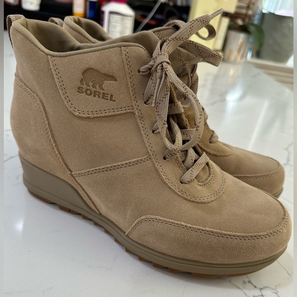 NEW Sorel Evie Waterproof Wedge Booties Beige Tan Size 9.5 - Picture 1 of 7